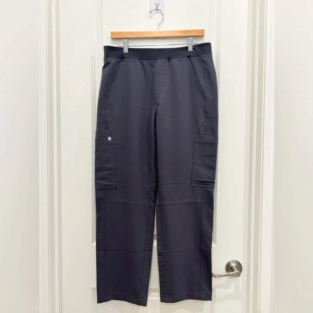FIGS Men’s Cargo Scrub Pants - Picture 1 of 3